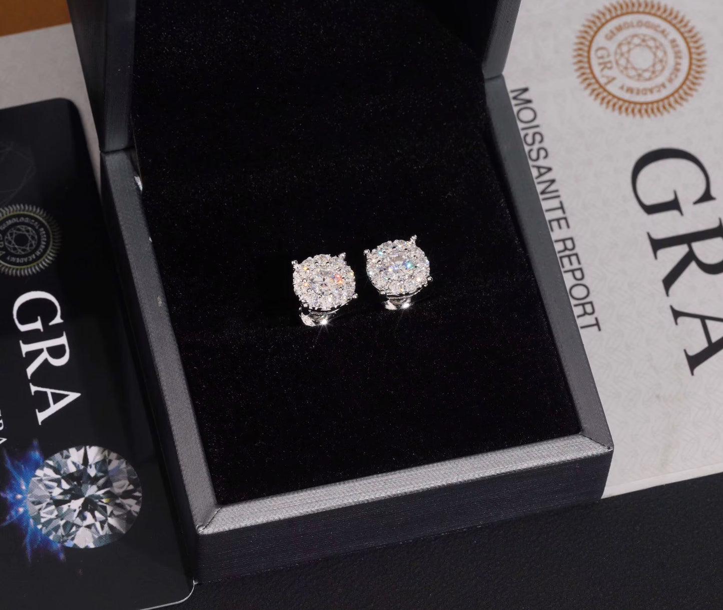 SOLITAIRE STUD EARRINGS