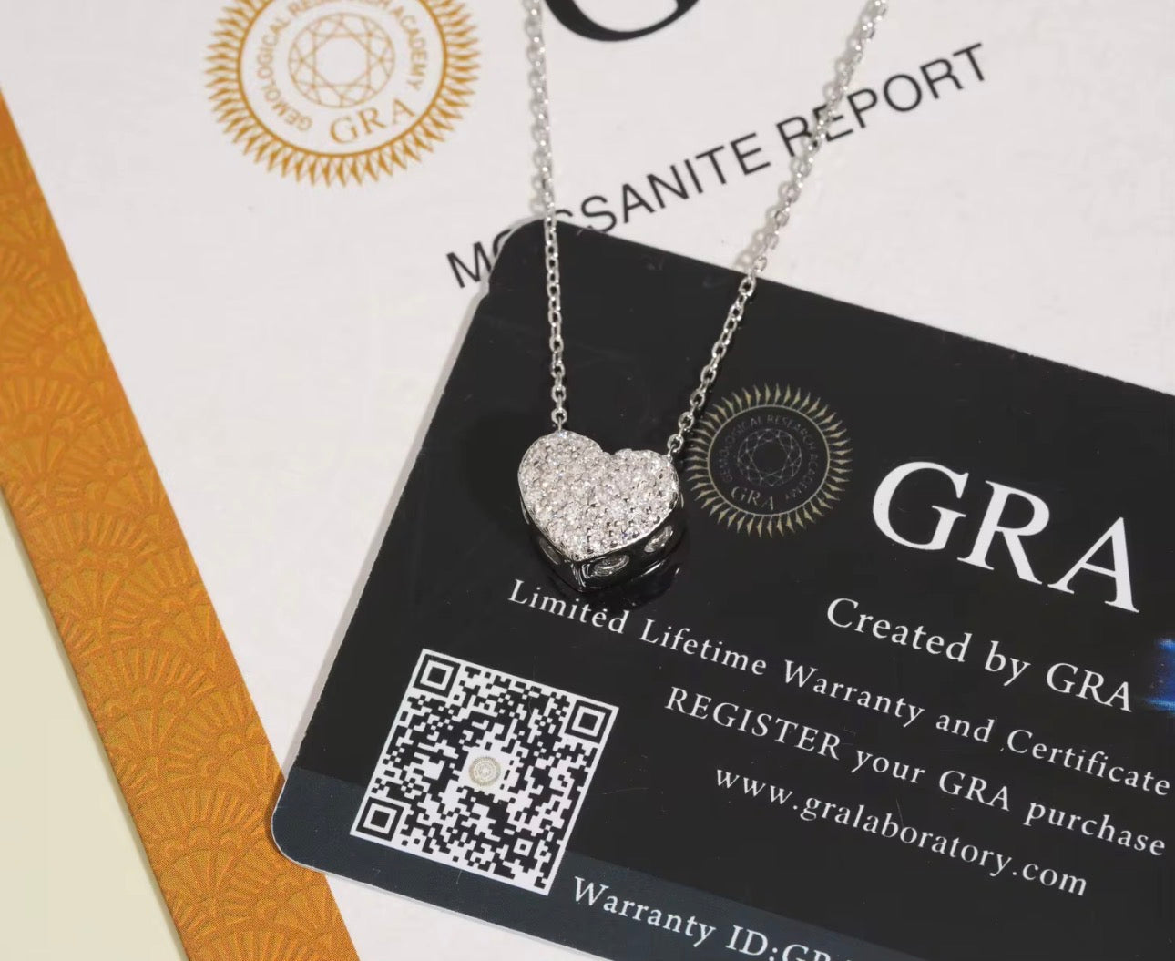 HEART SHAPE NECKLACE