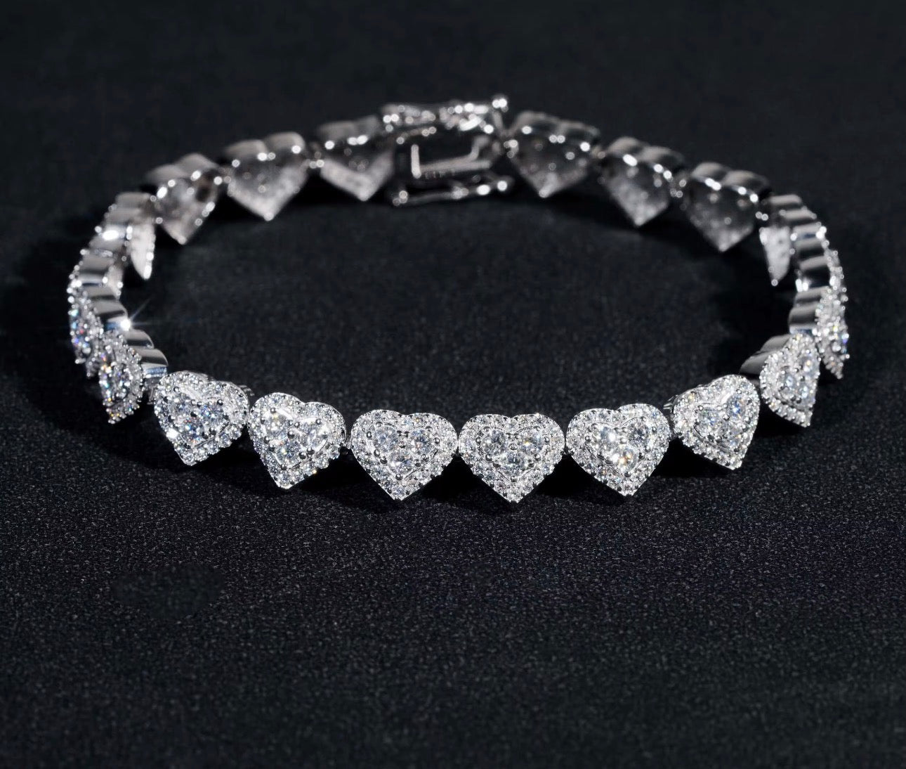 HEART ETERNITY BRACELET